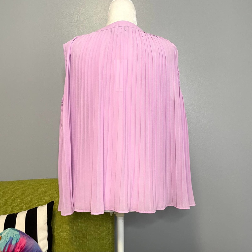 Vici Exclusive Lavender Pink Purple Pleated Oversized Blouse Top NEW Small - Picture 4 of 6